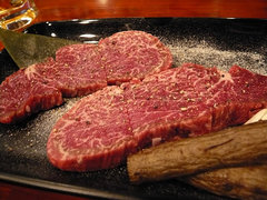 特選 霜降り和牛ヘレ肉