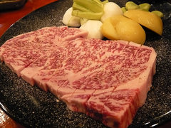 デカイよ！最上級鹿児島産牛厚切りロース