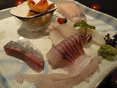 地魚の刺身盛り合わせ