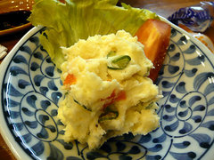 と思わせてポテトと戦う