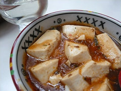 麻婆豆腐で日本酒
